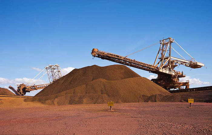 铁矿石价格跌近30% 下降趋势或仍持续 